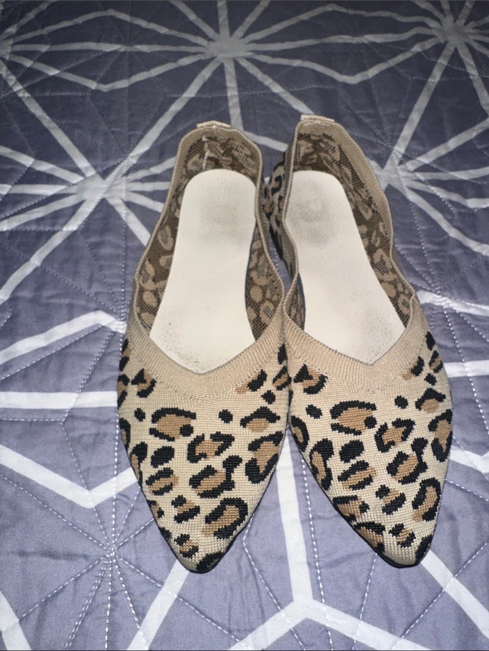 Leopard Print Pointed Toe Slip-On Flats - Beige/Black